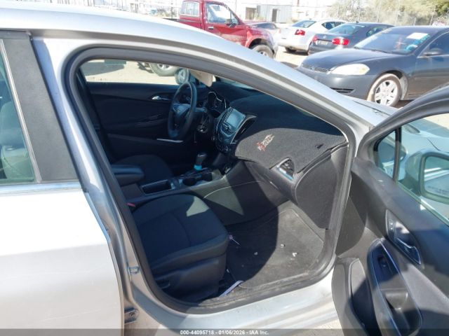 2017 CHEVROLET CRUZE 1G1BE5SM2H7201224 Photo 4