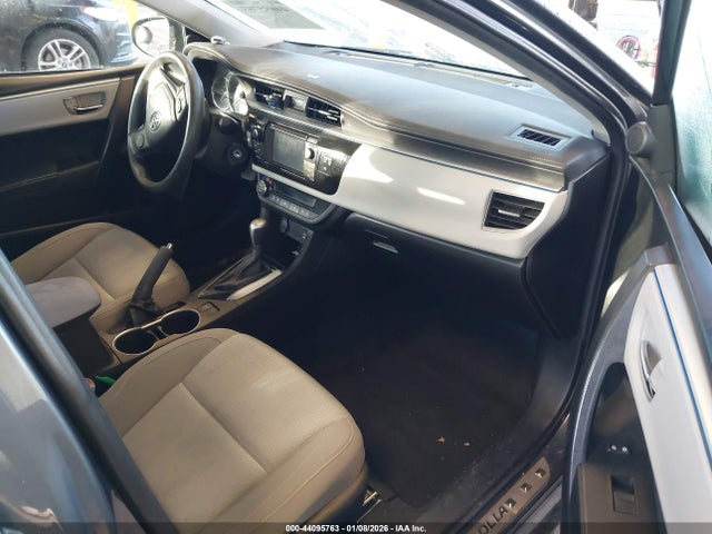 5YFBURHE9FP205753 Toyota Corolla Le Plus