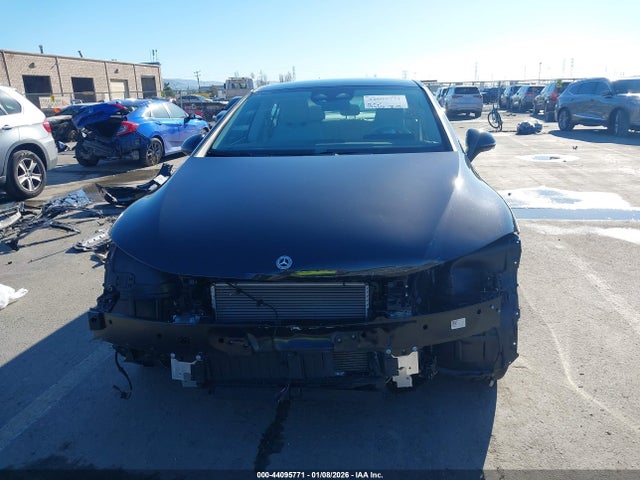 44095771 :رقم المزاد ، W1KEG2CB0PF023169 vin ، 2023 Mercedes-benz Eqe 500 4matic+ مزاد بيع