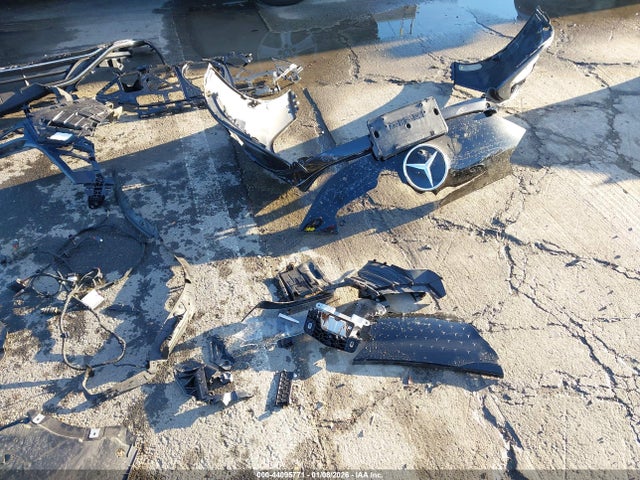 44095771 :رقم المزاد ، W1KEG2CB0PF023169 vin ، 2023 Mercedes-benz Eqe 500 4matic+ مزاد بيع