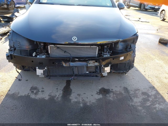 44095771 :رقم المزاد ، W1KEG2CB0PF023169 vin ، 2023 Mercedes-benz Eqe 500 4matic+ مزاد بيع