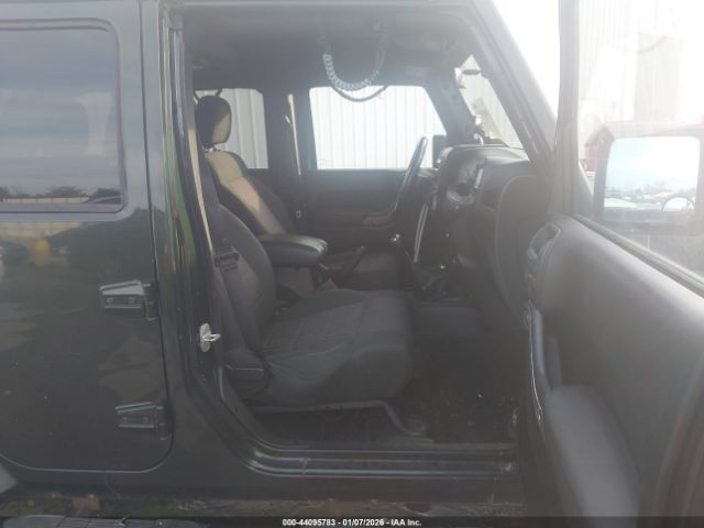 2011 JEEP WRANGLER UNLIMITED 1J4BA3H19BL601925 Photo 4