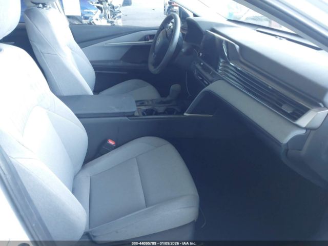 2025 TOYOTA CAMRY 4T1DAACKXSU191466 Photo 4