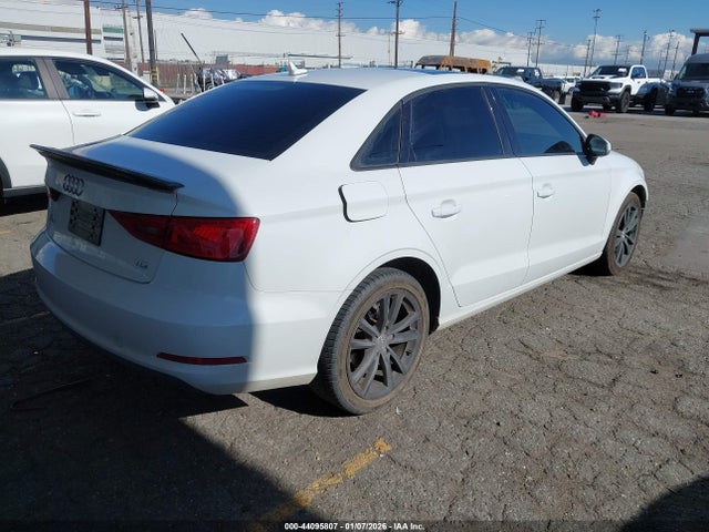 2015 AUDI A3 WAUAJGFF3F1082134 Photo 3
