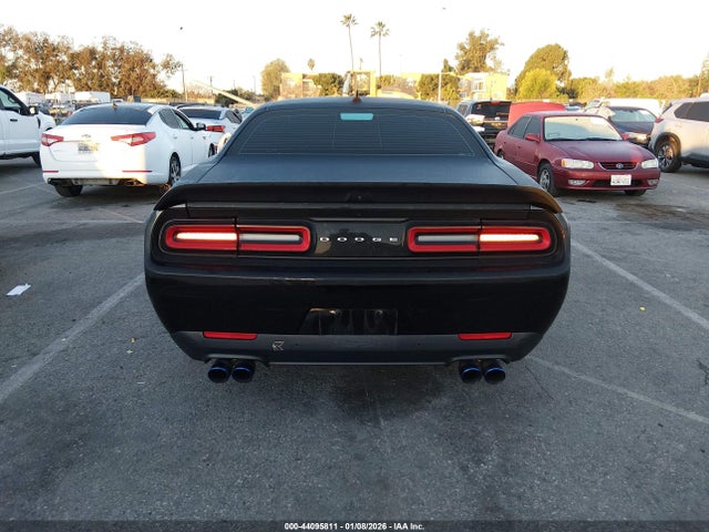 2C3CDZFJ2NH171703 Dodge Challenger R/t Scat Pack Widebody