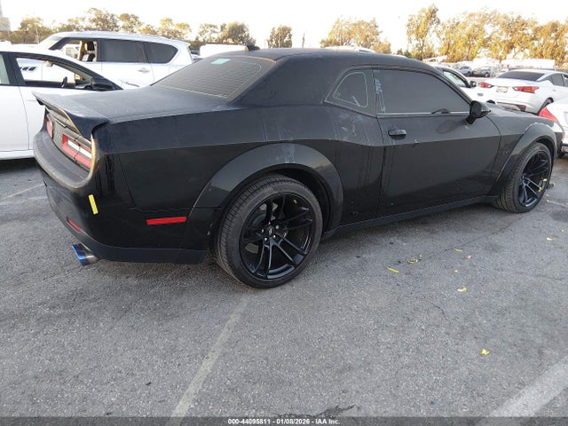 2C3CDZFJ2NH171703 Dodge Challenger R/t Scat Pack Widebody