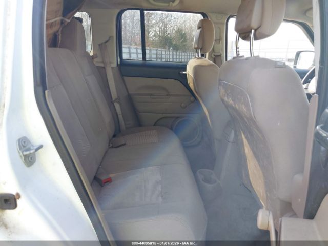 2016 JEEP PATRIOT 1C4NJPBA1GD735882 Photo 7