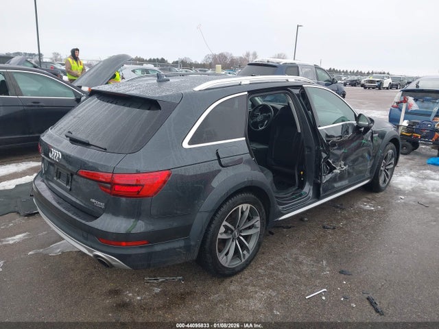 2017 AUDI A4 ALLROAD WA18NAF49HA093069 Photo 3