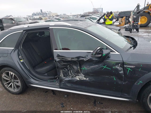 2017 AUDI A4 ALLROAD WA18NAF49HA093069 Photo 5