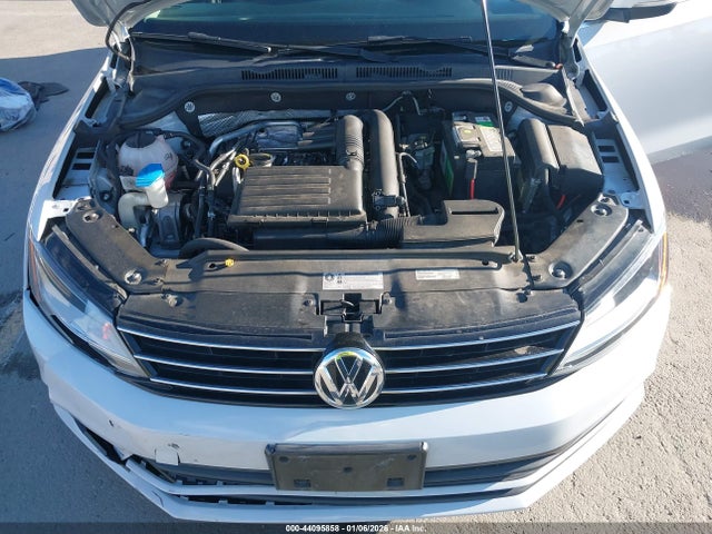 3VWDB7AJ2HM259624 Volkswagen Jetta 1.4t Se