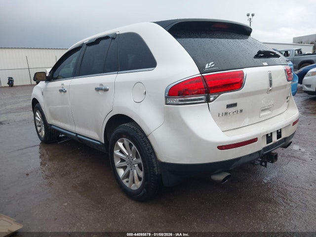 2012 LINCOLN MKX 2LMDJ8JK1CBL15437 Photo 2