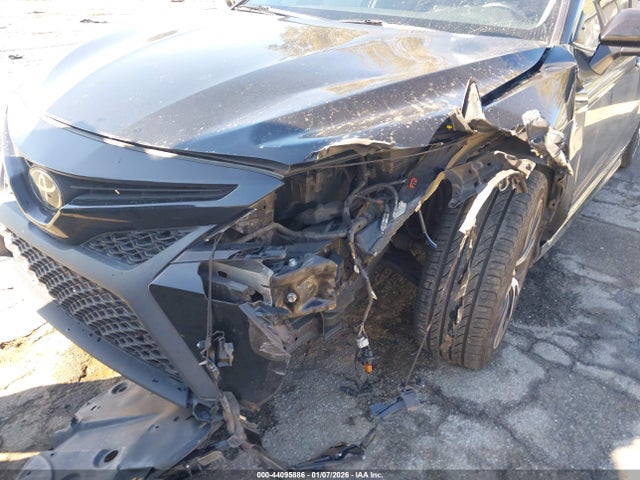 4T1B11HK5KU713937 Toyota CAMRY SE
