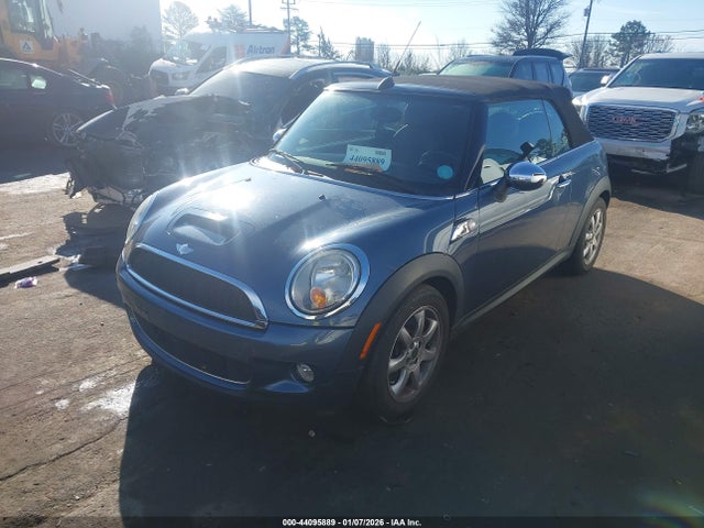 2010 MINI COOPER S WMWMS3C51ATY08875 Photo 1