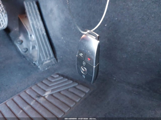 2020 MERCEDES-BENZ C 300 W1KWF8DB2LR598262 Photo 10