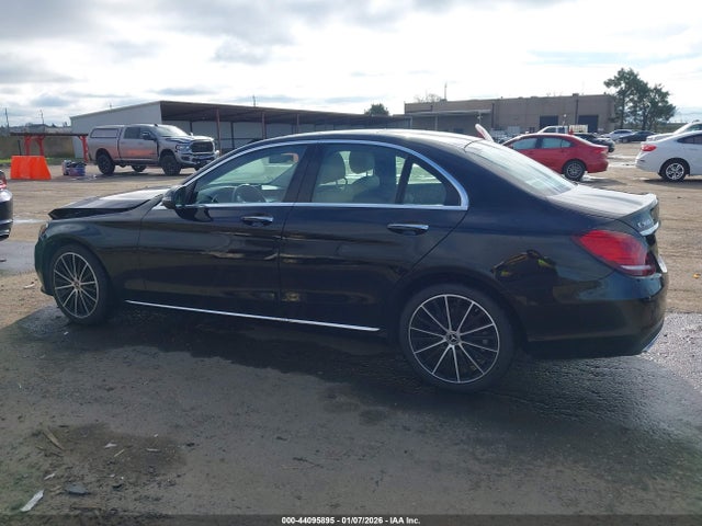 44095895 :رقم المزاد ، W1KWF8DB2LR598262 vin ، 2020 Mercedes-benz C 300 مزاد بيع