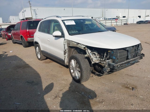 2012 VOLKSWAGEN TIGUAN WVGAV7AX3CW550686