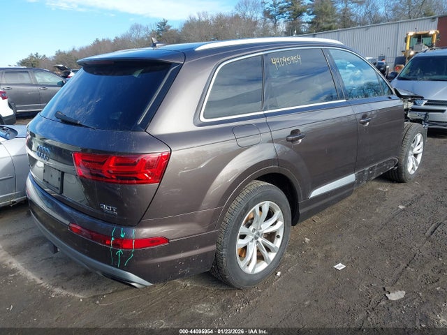 Продажа на аукционе авто 2017 Audi Q7 3.0t Premium, vin: WA1LAAF75HD031599, номер лота: 44095954