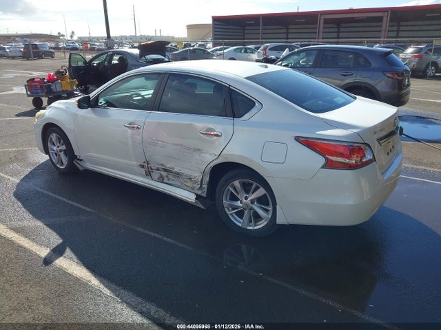 2015 NISSAN ALTIMA 1N4AL3APXFC233499 Photo 2
