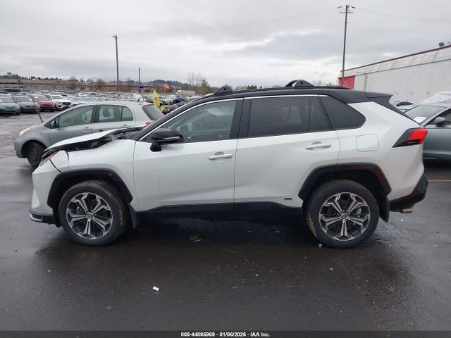 2025 Toyota Rav4 Plug-in Hybrid Xse მანქანა იყიდება აუქციონზე, vin: JTMEB3FV0SD280356, აუქციონის ნომერი: 44095969