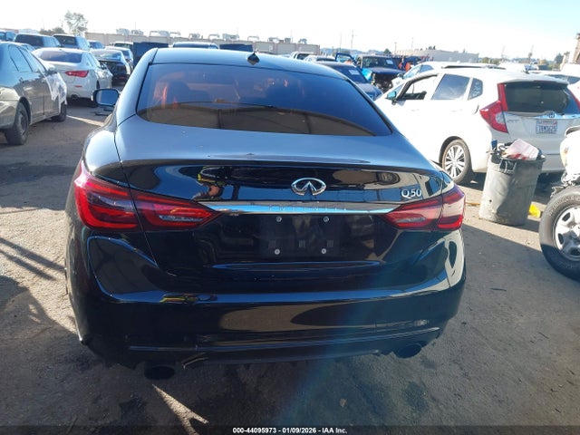 Infiniti Q50 3.0t Luxe 2018 JN1EV7AP1JM590606 Image 16