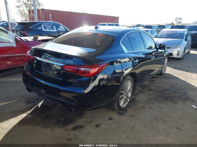 Infiniti Q50 3.0t Luxe 2018 JN1EV7AP1JM590606 Image 4