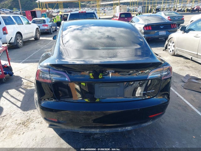 Tesla Model 3 Long Range Dual Motor All-wheel Drive 2022 5YJ3E1EB2NF119286 Image 16