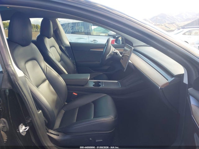2022 TESLA MODEL 3 5YJ3E1EB2NF119286 Photo 4