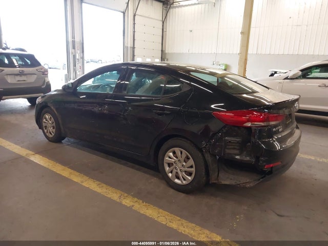 Hyundai ELANTRA SE 2018 5NPD74LF6JH264235 Image 3