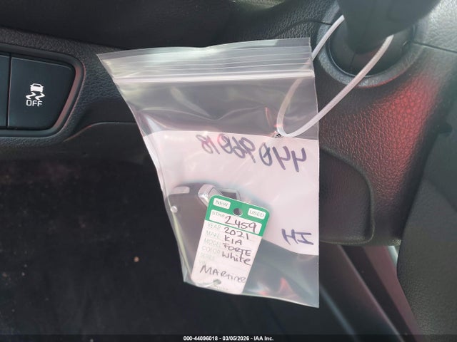 KIA Forte Lxs 2021 3KPF24AD3ME354749 Image 17