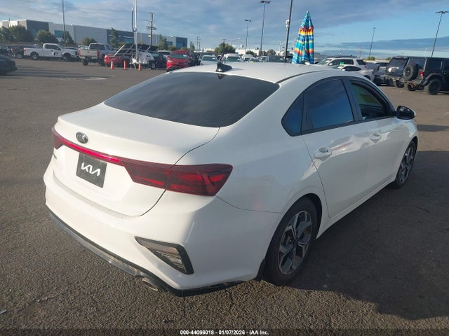 KIA Forte Lxs 2021 3KPF24AD3ME354749 Image 4