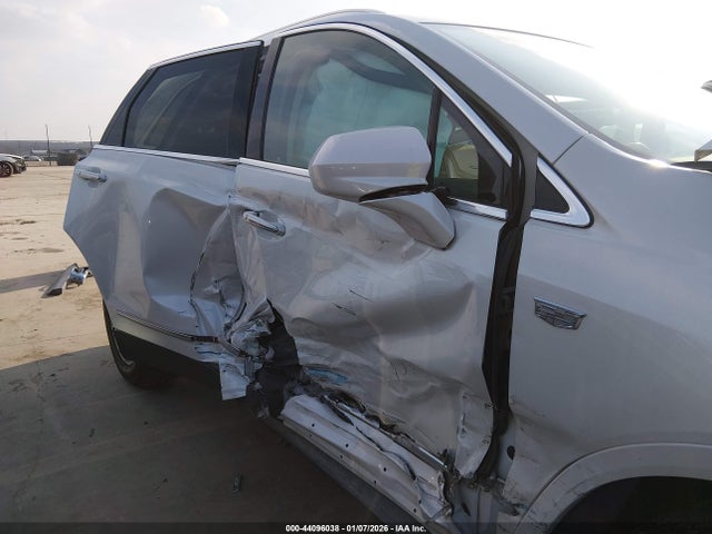 2018 CADILLAC XT5 1GYKNCRS6JZ105309 Photo 5