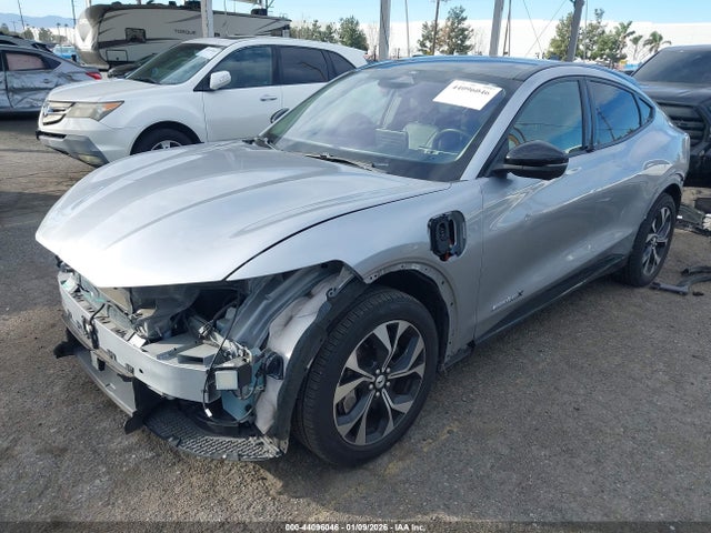 Ford Mustang Mach-e Premium 2021 3FMTK3R78MMA56291 Image 2