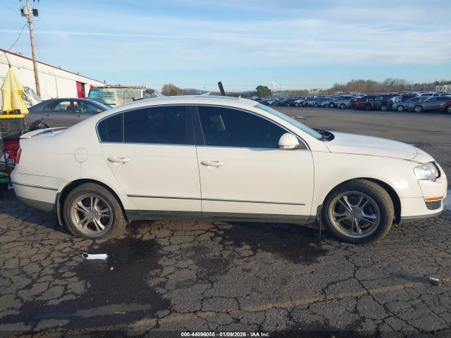 Продажа на аукционе авто 2006 Volkswagen Passat 2.0t/value Edition, vin: WVWAK73C36P202005, номер лота: 44096055