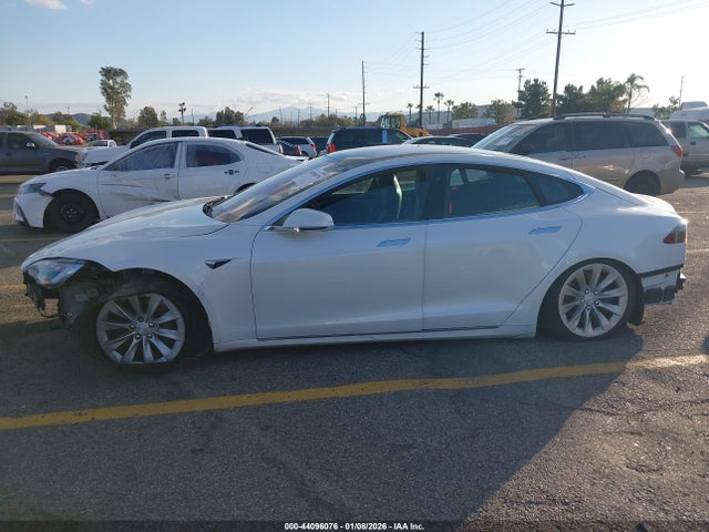 Tesla Model S 100d/75d/p100d 2018 5YJSA1E22JF293750 Image 15