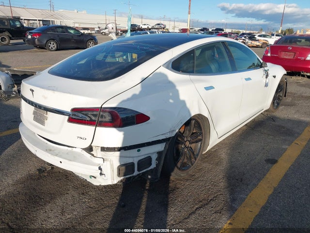 2018 TESLA MODEL S 5YJSA1E22JF293750 Photo 3