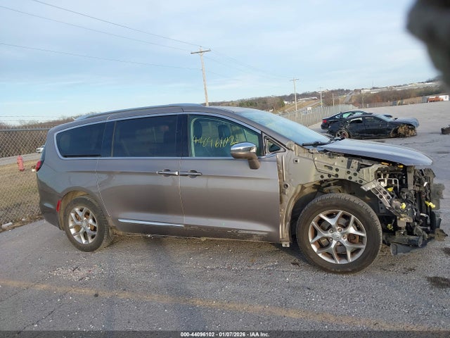 Aukcja sprzedaży 2018 Chrysler Pacifica Limited, vin: 2C4RC1GG3JR227469, numer aukcji: 44096102