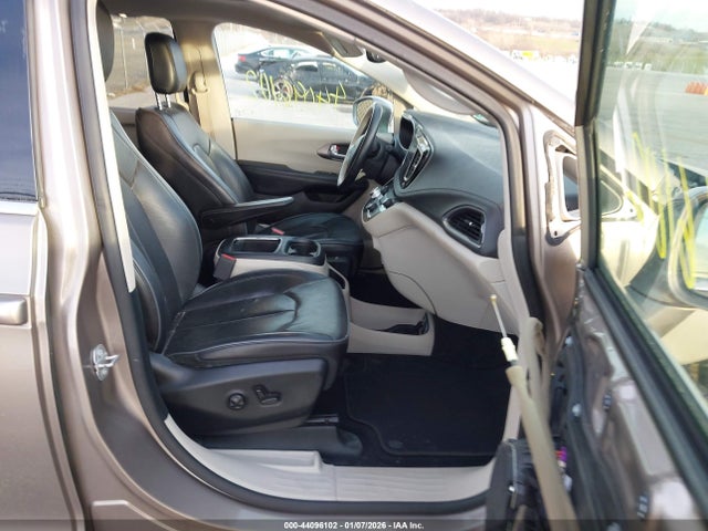 Aukcja sprzedaży 2018 Chrysler Pacifica Limited, vin: 2C4RC1GG3JR227469, numer aukcji: 44096102