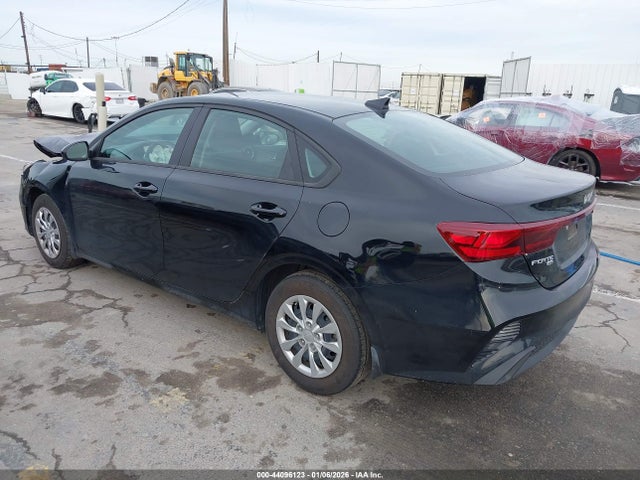 3KPF24AD9RE749512 KIA FORTE LX