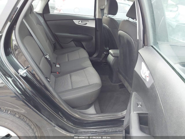 3KPF24AD9RE749512 KIA FORTE LX