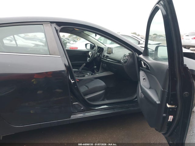 3MZBM1U74GM329525 Mazda Mazda3 I Sport