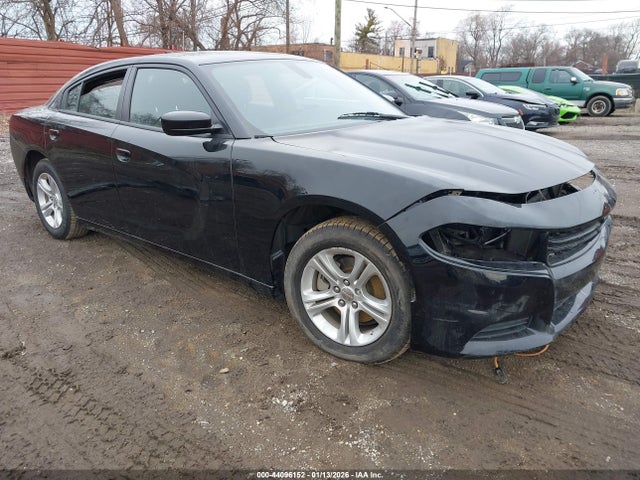 Продажа на аукционе авто 2023 Dodge Charger Sxt, vin: 2C3CDXBG1PH698620, номер лота: 44096152