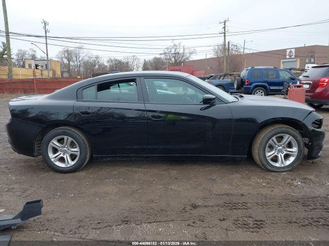 Продажа на аукционе авто 2023 Dodge Charger Sxt, vin: 2C3CDXBG1PH698620, номер лота: 44096152