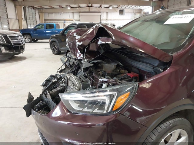 44096153 :رقم المزاد ، KL4CJHSM5HB066563 vin ، 2017 Buick Encore Premium مزاد بيع