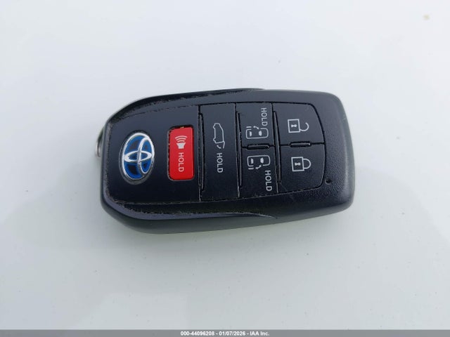 5TDZSKFC0PS091650 Toyota Sienna Limited