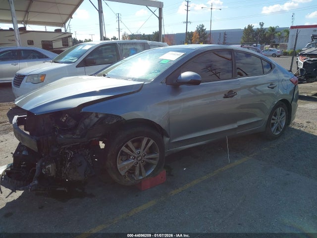 KMHD84LF8JU623373 Hyundai ELANTRA SEL