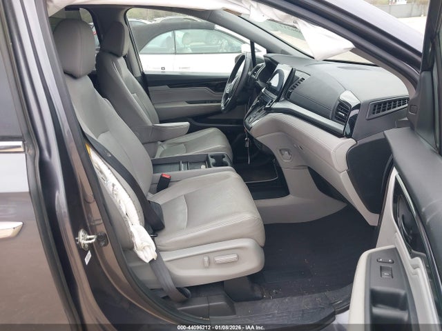5FNRL6H95JB010899 Honda Odyssey Elite