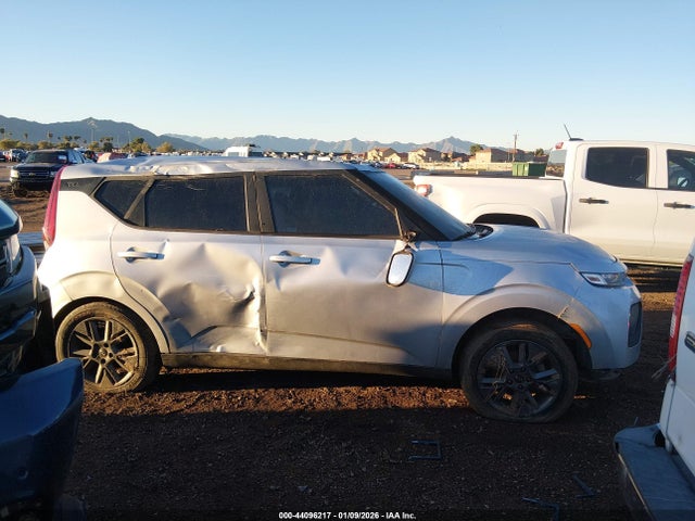KNDJ23AU7M7795868 KIA SOUL S