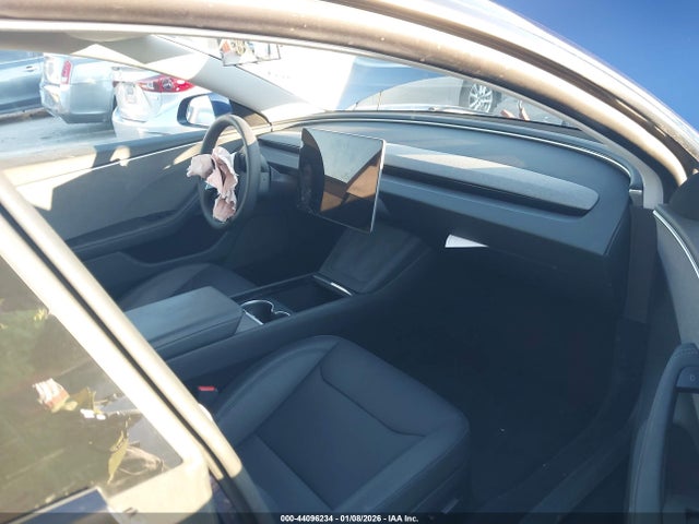 2024 TESLA MODEL 3 5YJ3E1EA0RF847525 Photo 4