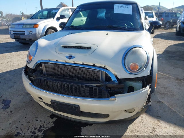 2007 MINI COOPER S WMWMF73507TL88837 Photo 5