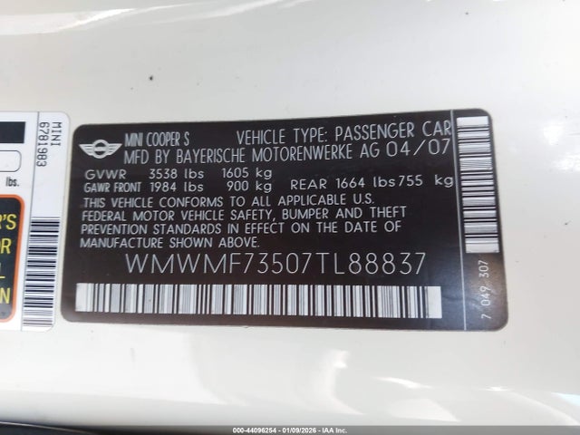 2007 MINI COOPER S WMWMF73507TL88837 Photo 8